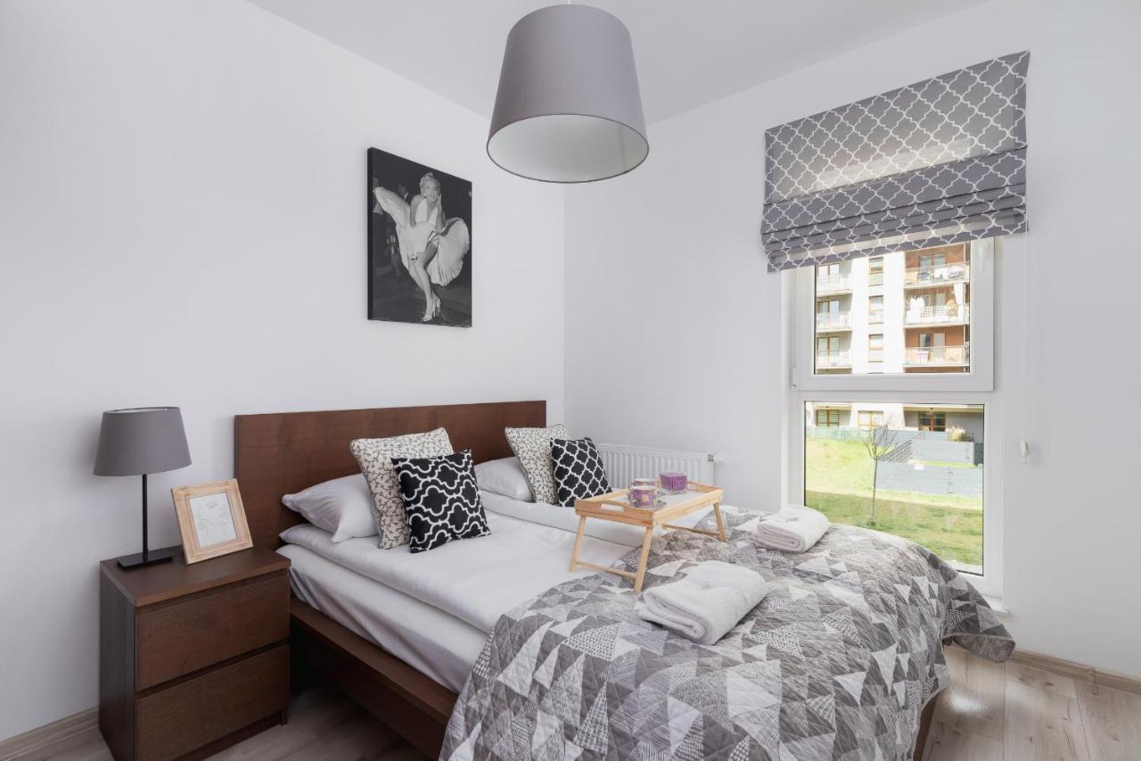 Krowodrza Apartment Premium With Balcony By Renters Prestige คราคูฟ ภายนอก รูปภาพ