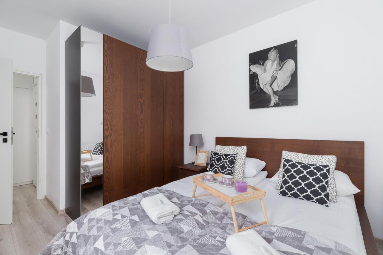 Krowodrza Apartment Premium With Balcony By Renters Prestige คราคูฟ ภายนอก รูปภาพ